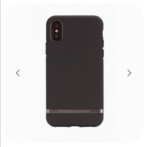 NEW Richmond & Finch Black XS MAX iPhone case